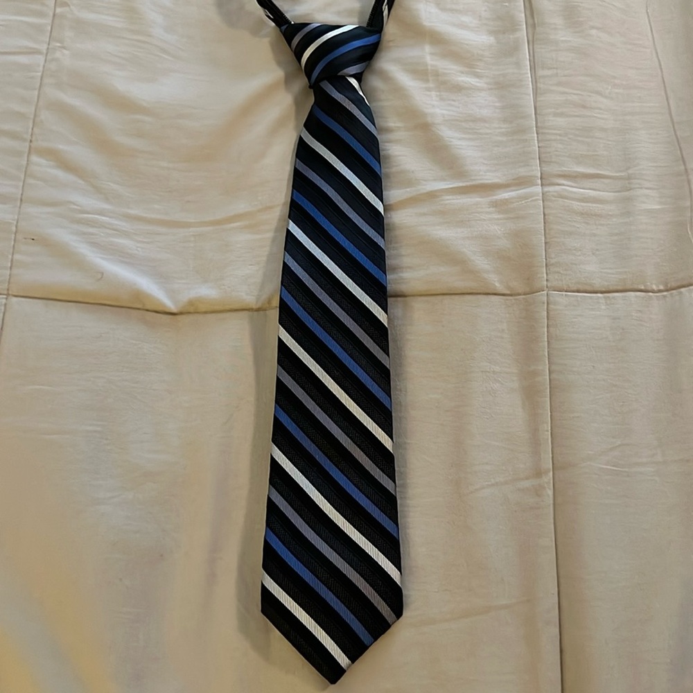 Calvin Klein Young Men's Black and Blue Striped Tie 100% Silk